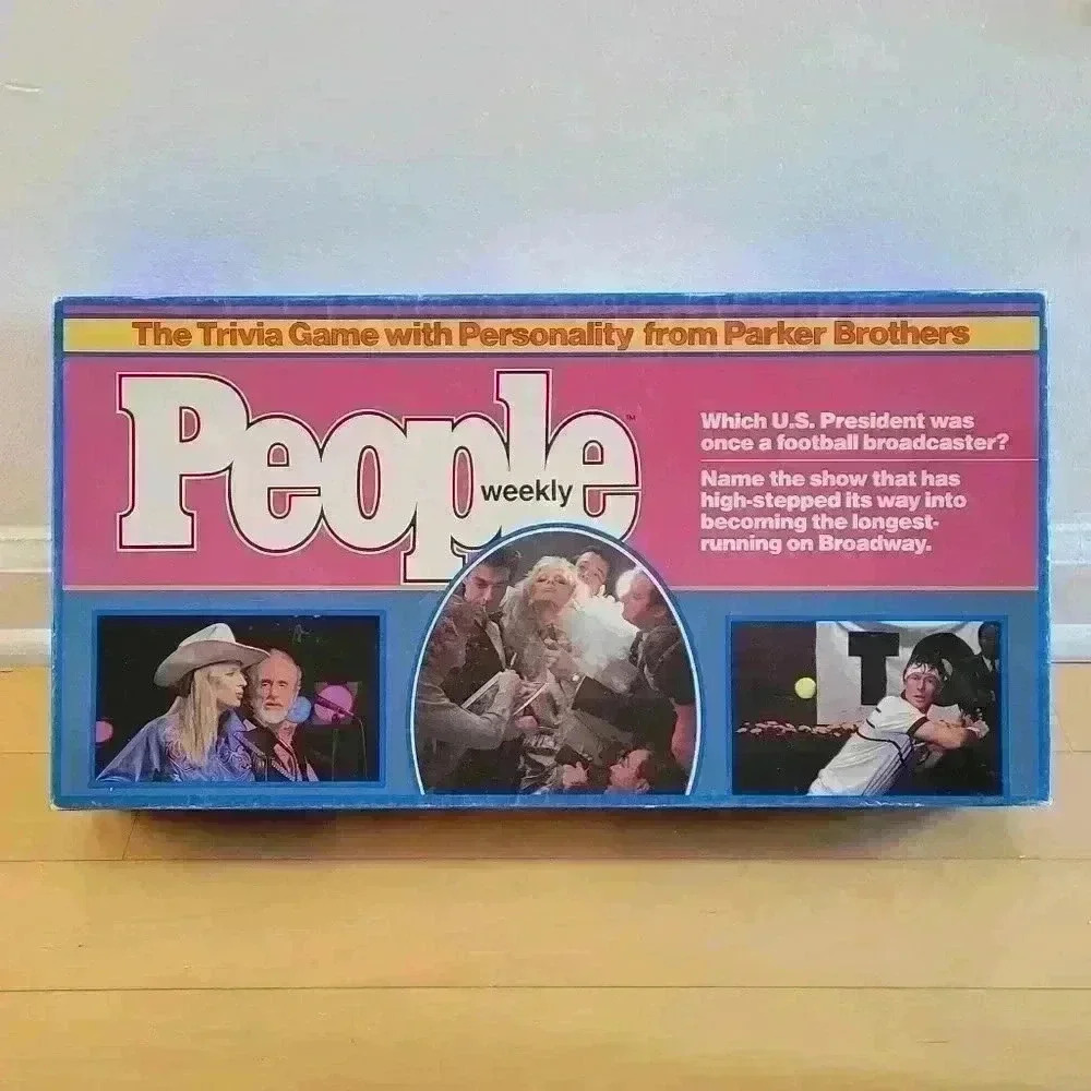 VINTAGE PEOPLE WEEKLY,THE TRIVIA GAME FROM PARKER BROTHERS 1984